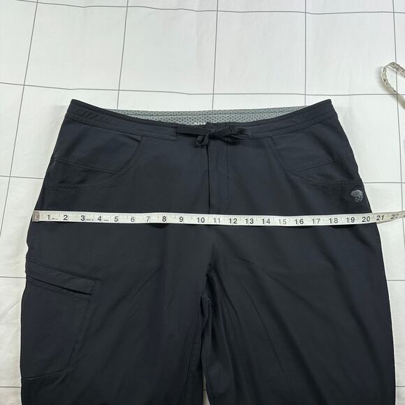 Mountain Hardwear Pants Womens 12 Black Convertible Nylon Hiking Gorpcore Camp - Picture 9 of 13